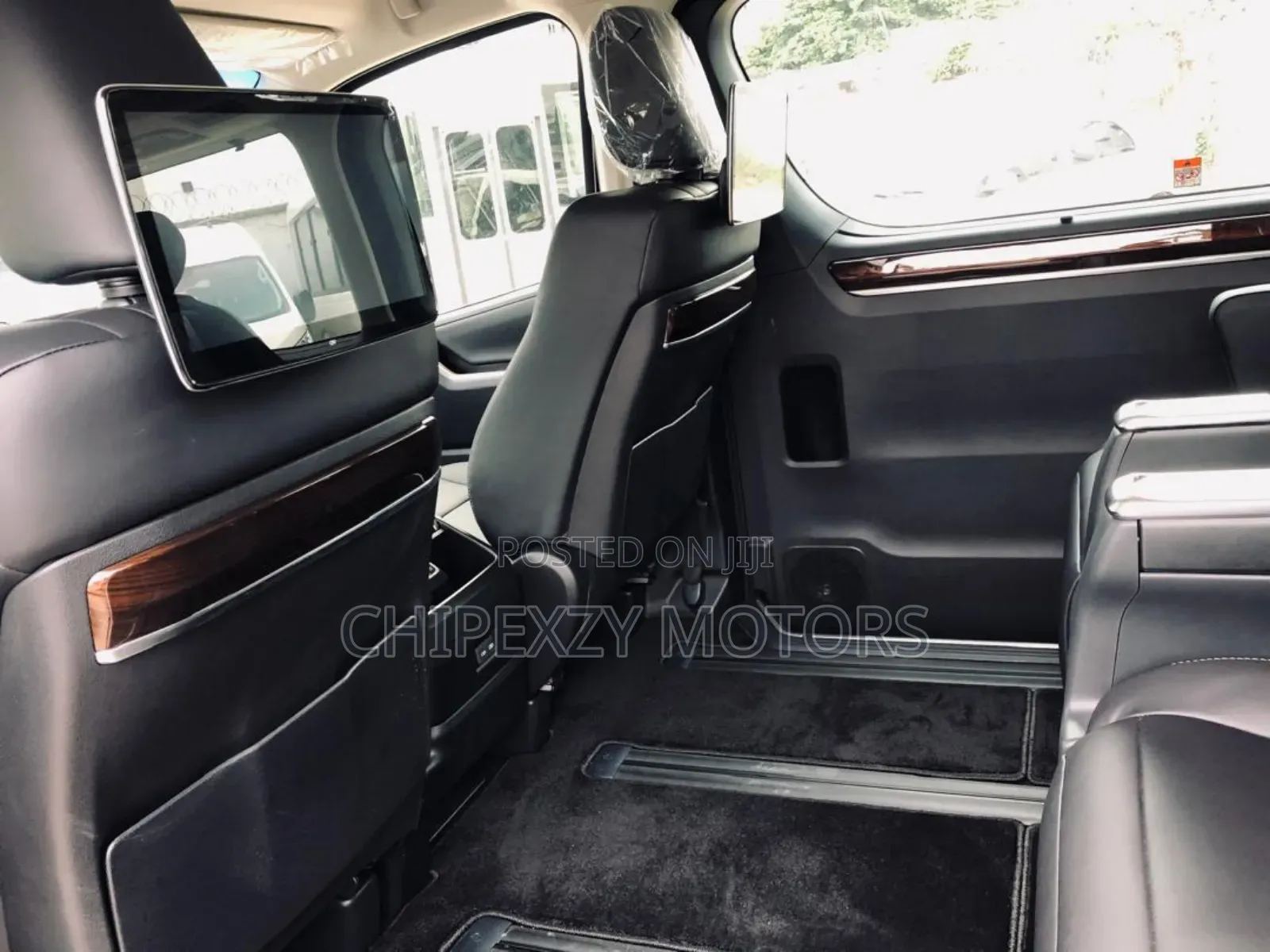 New Toyota Granvia 2025 Black