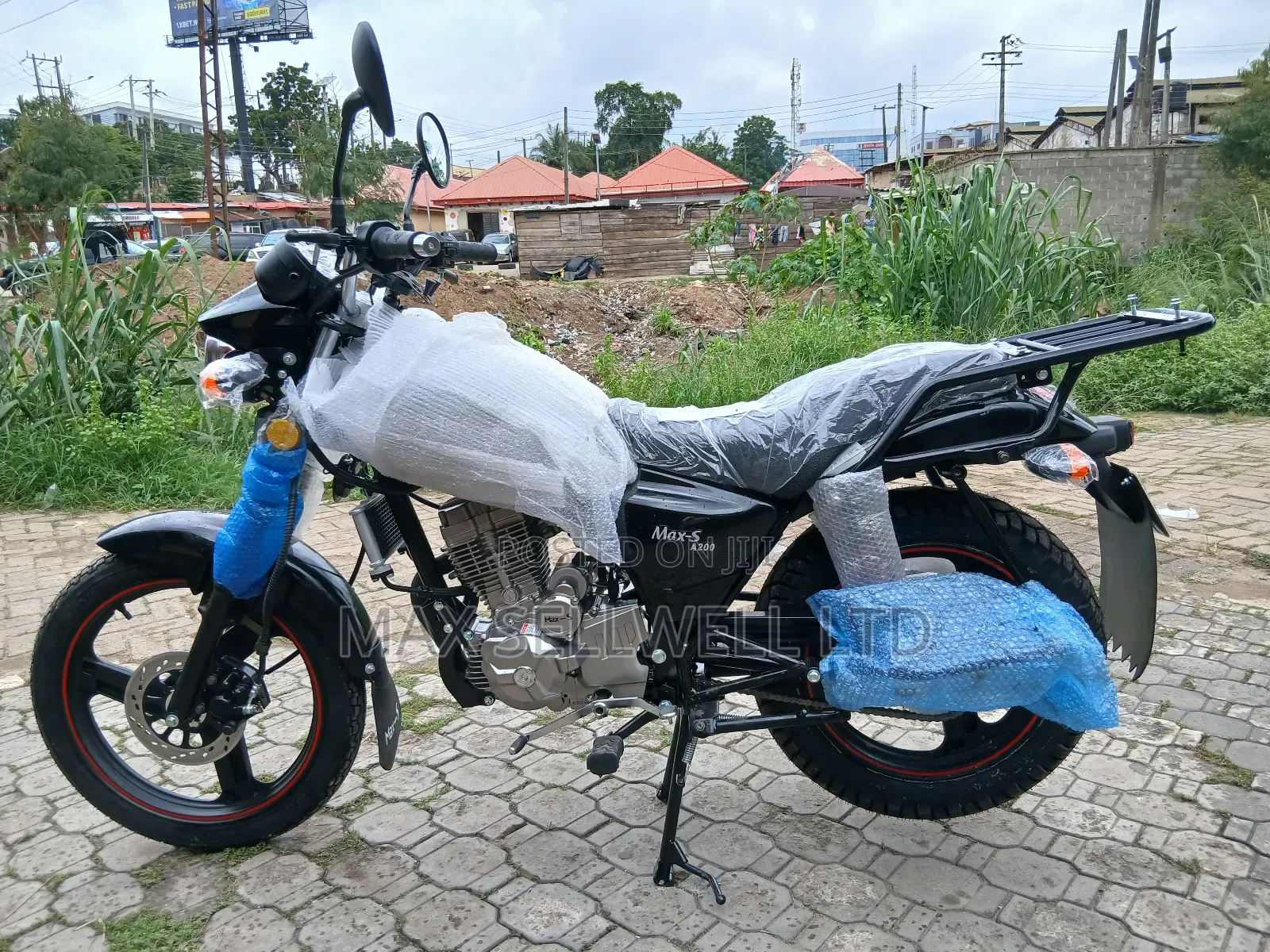 New Max-S Max-S 200 2024 Black