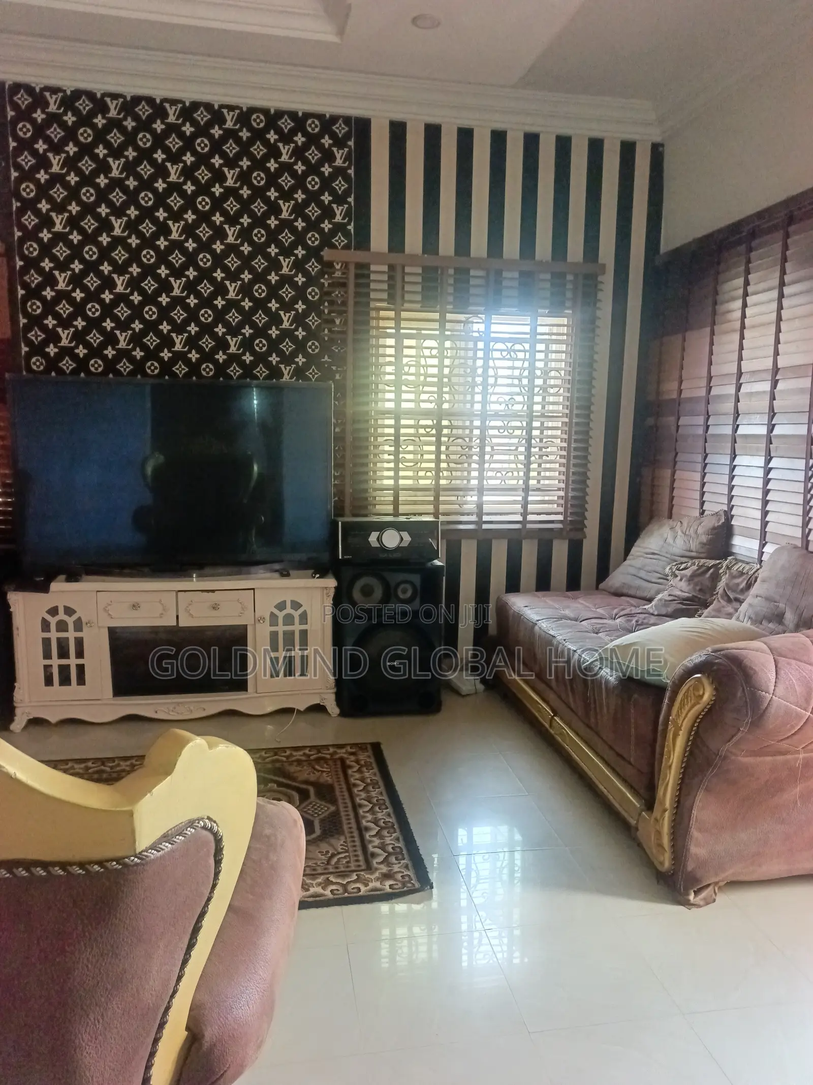 2bdrm Bungalow in Karu-Nasarawa for sale