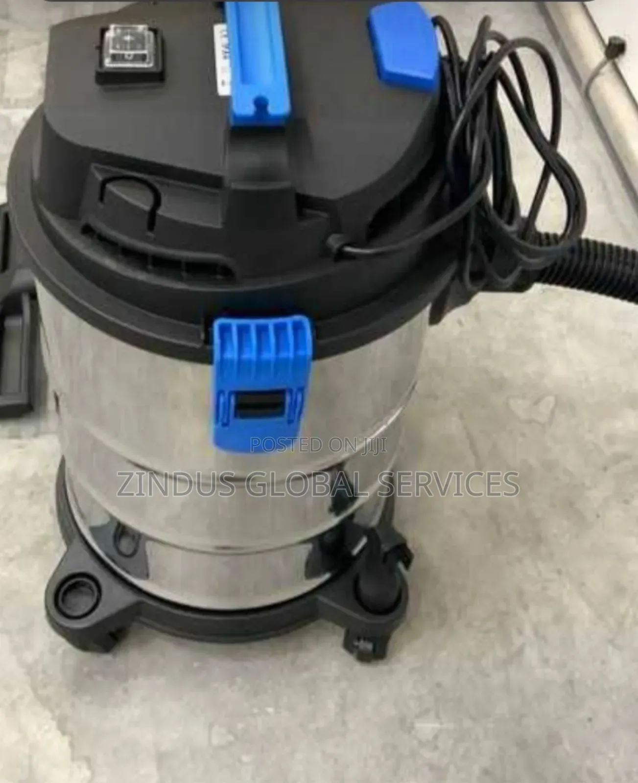 Wet and Dry Vacuum Cleaner