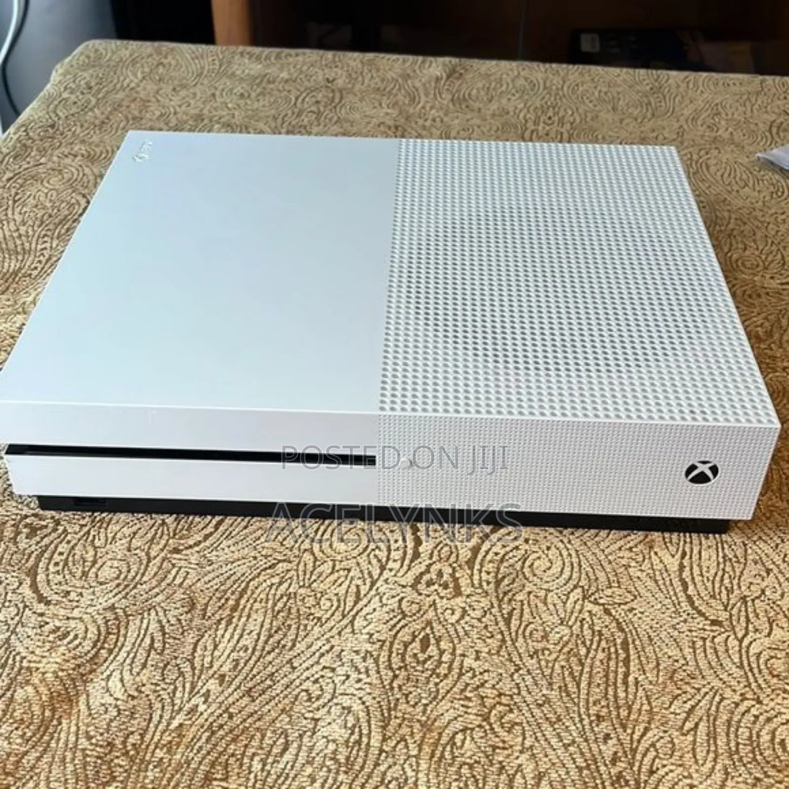 Xbox One S White Console London Used