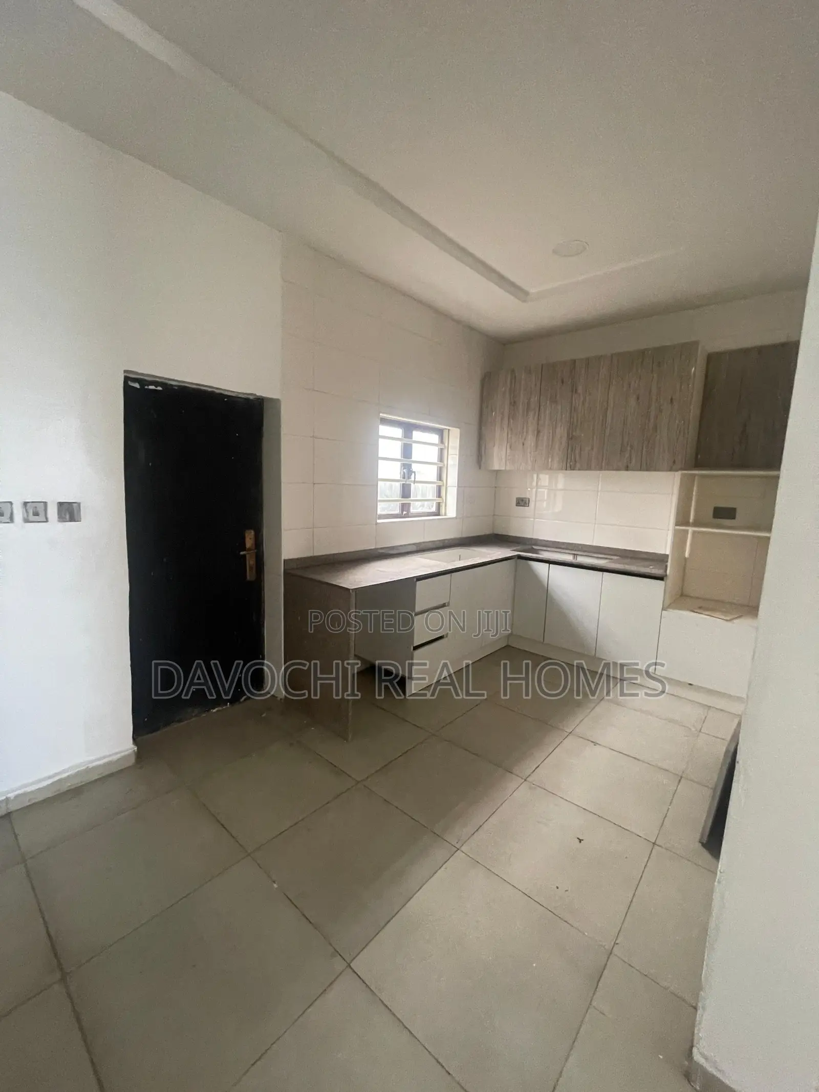 2bdrm Duplex in Orchid Road, Lekki Phase 2 for rent