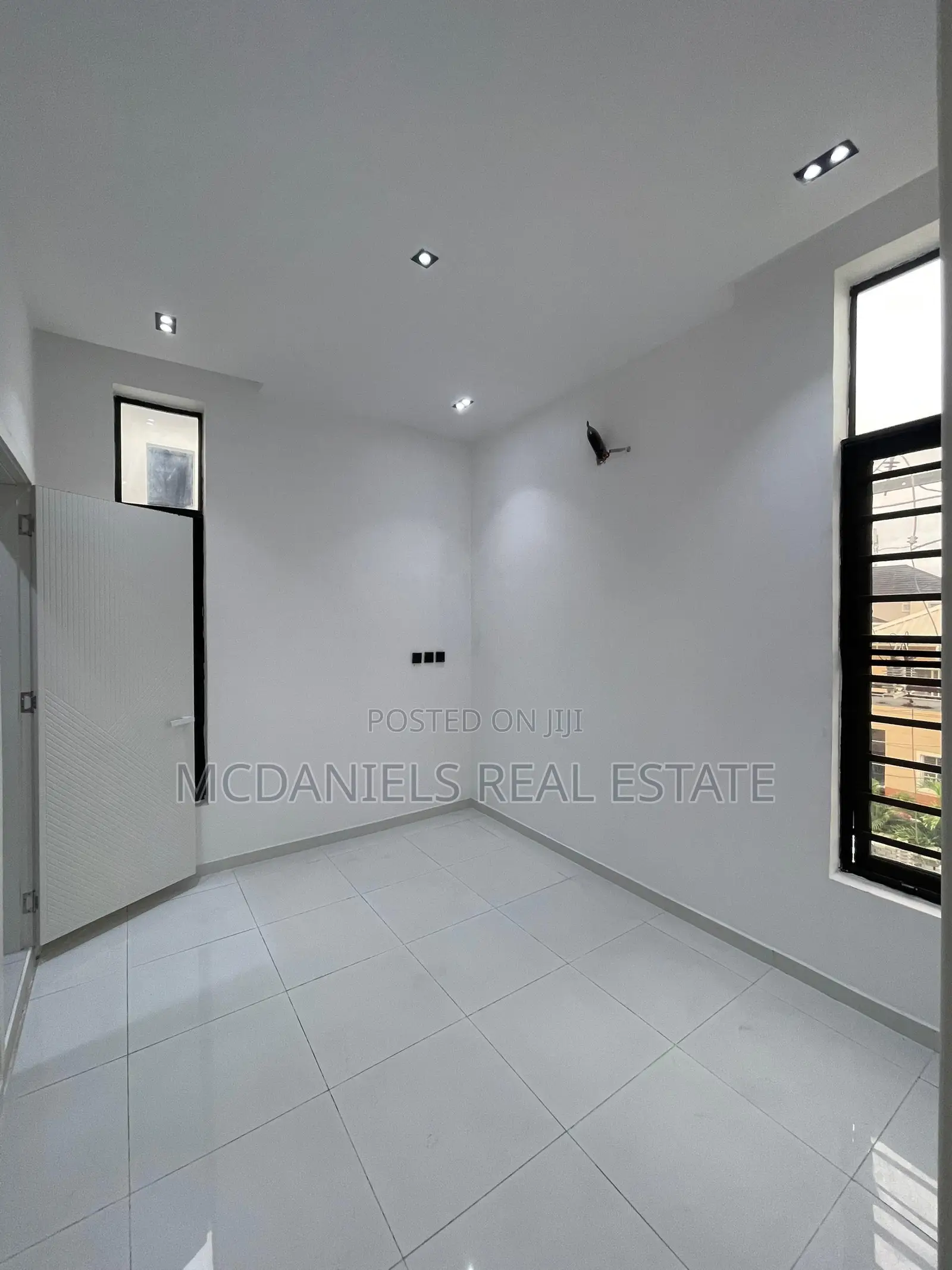 Furnished 5bdrm Duplex in Ado / Ajah for sale