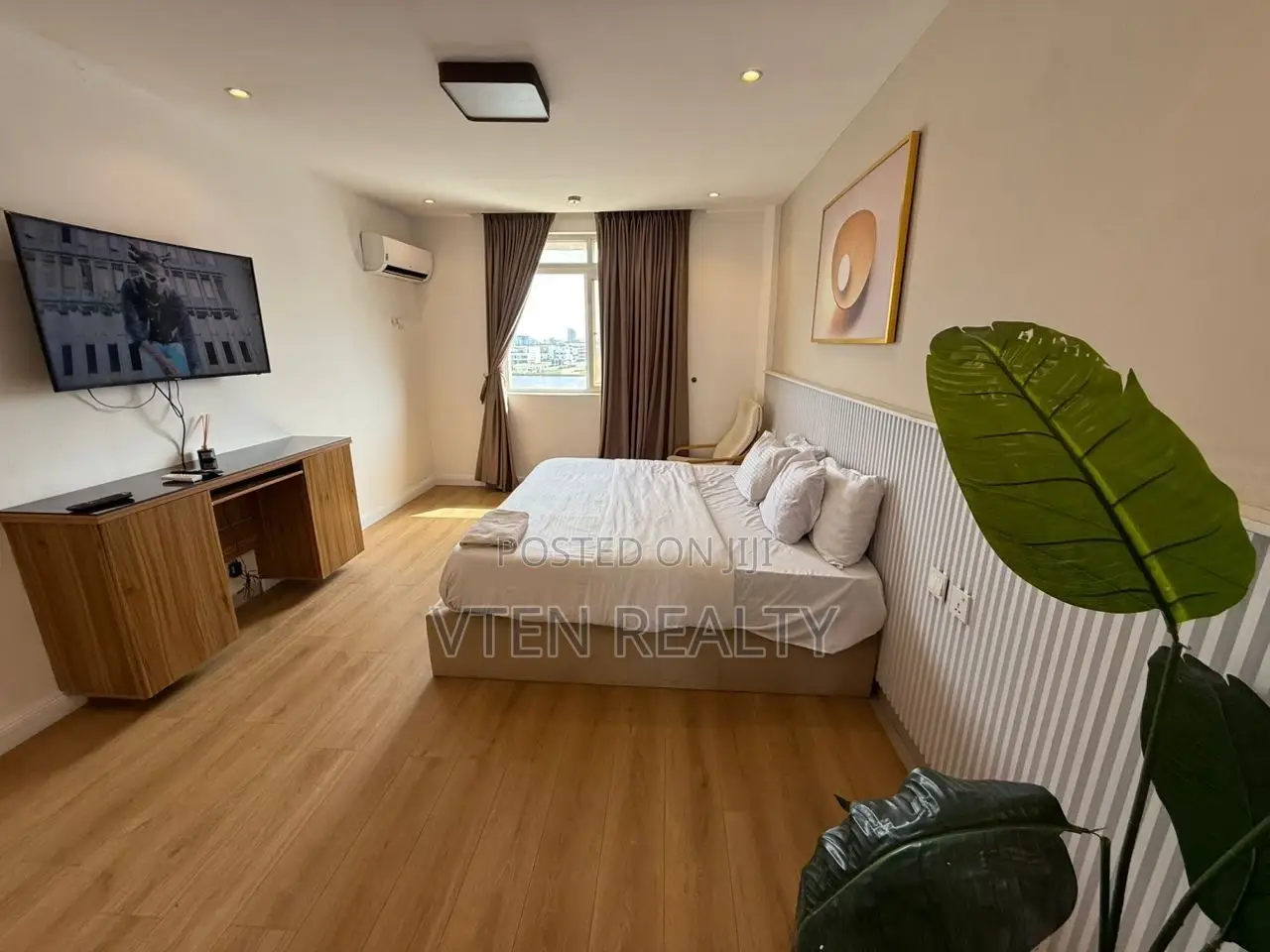 Waterfront 3bedroom Apartment