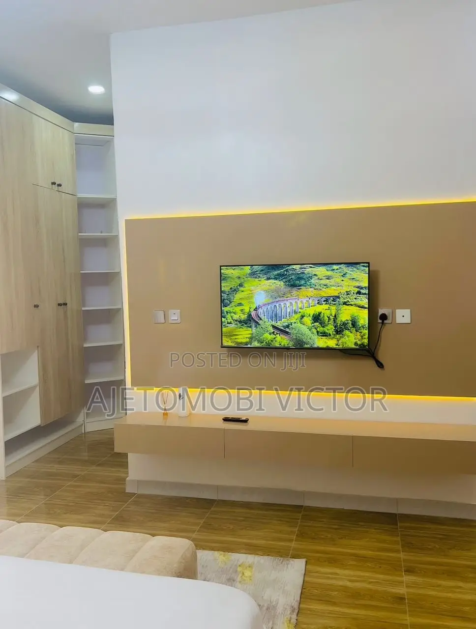 Luxury 4bedroom Apartment With Ps5