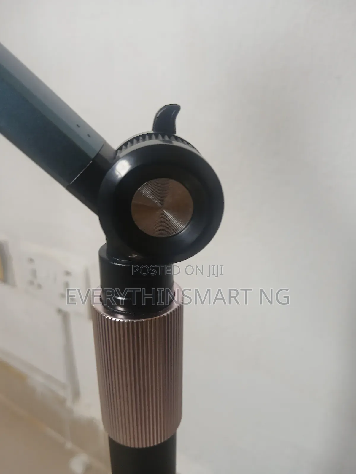 Heavy Duty Stand/ Phone Holder