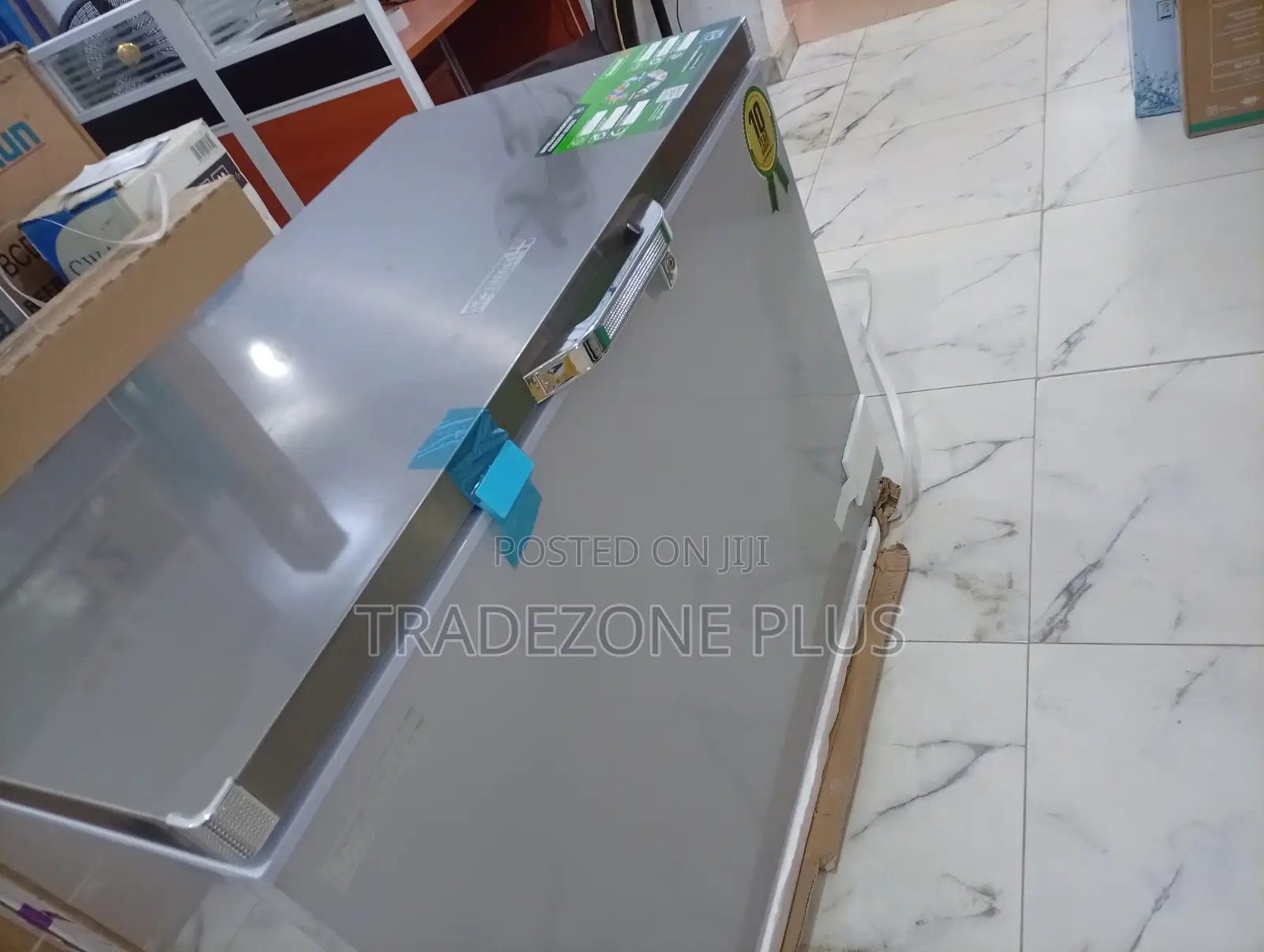 Scanfrost Chest Freezer With Inverter