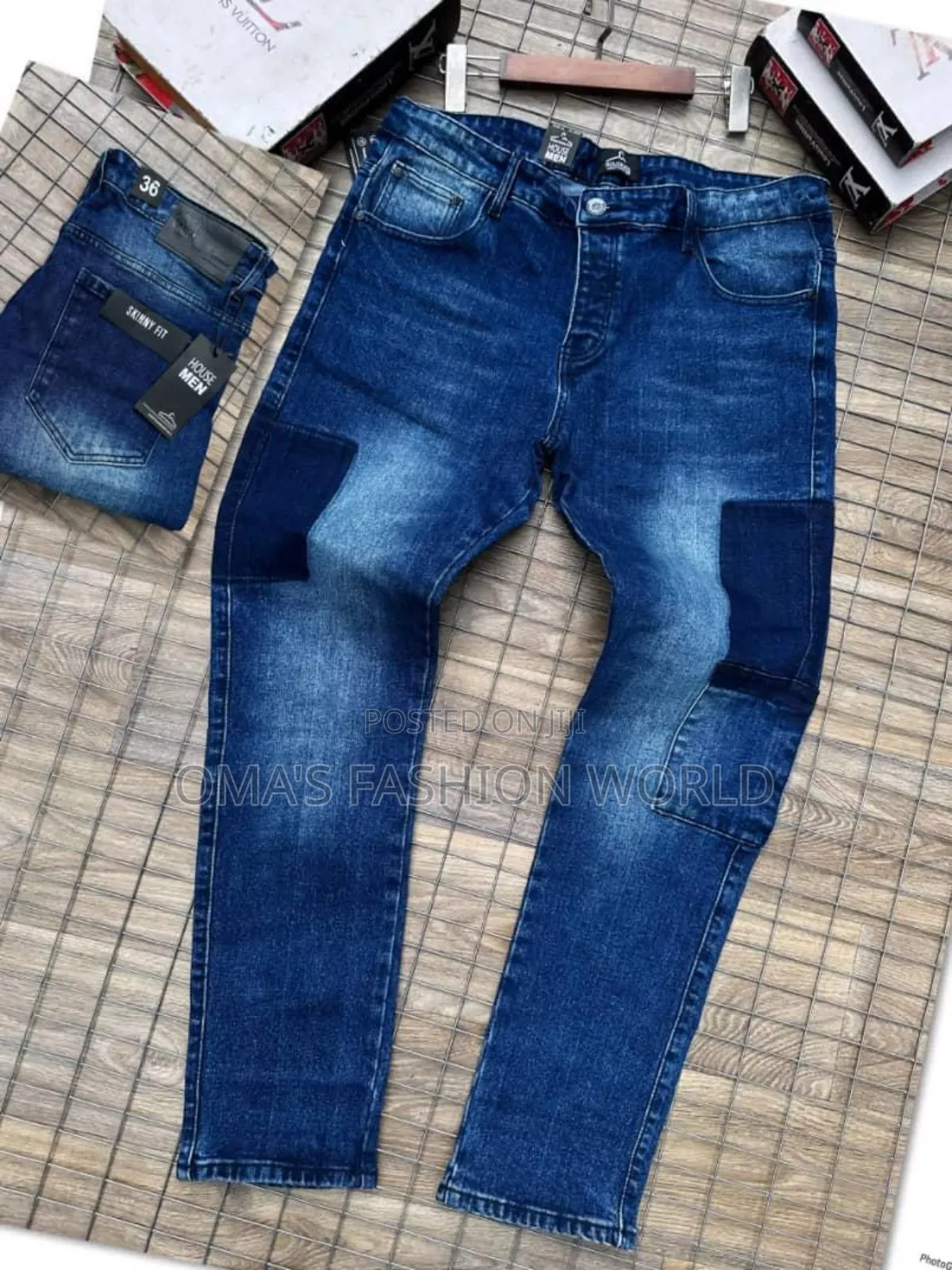 High Quality Luxury Straight Jeans Available in Store
