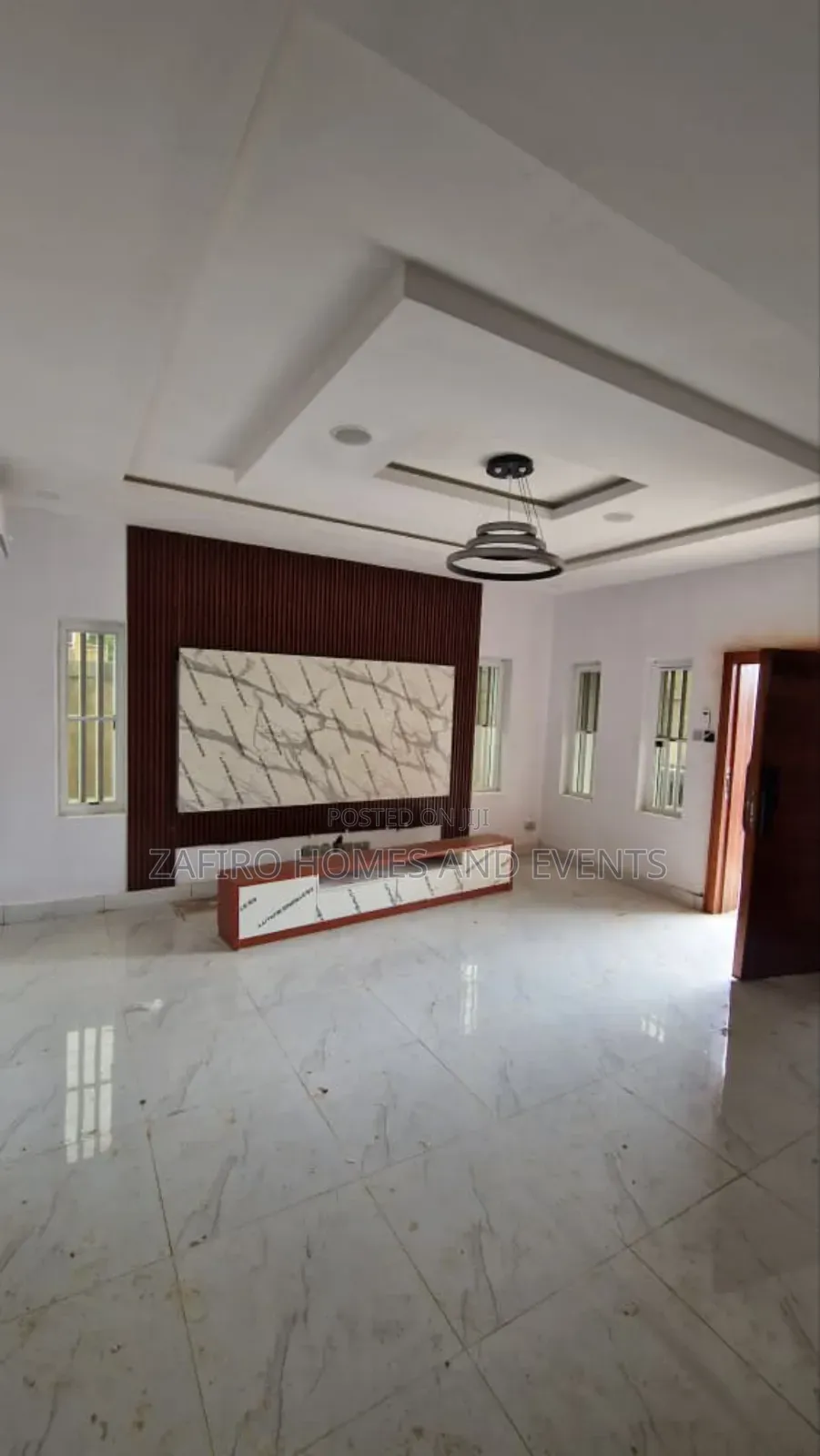 4bdrm Duplex In Baale Akintayo, For Sale