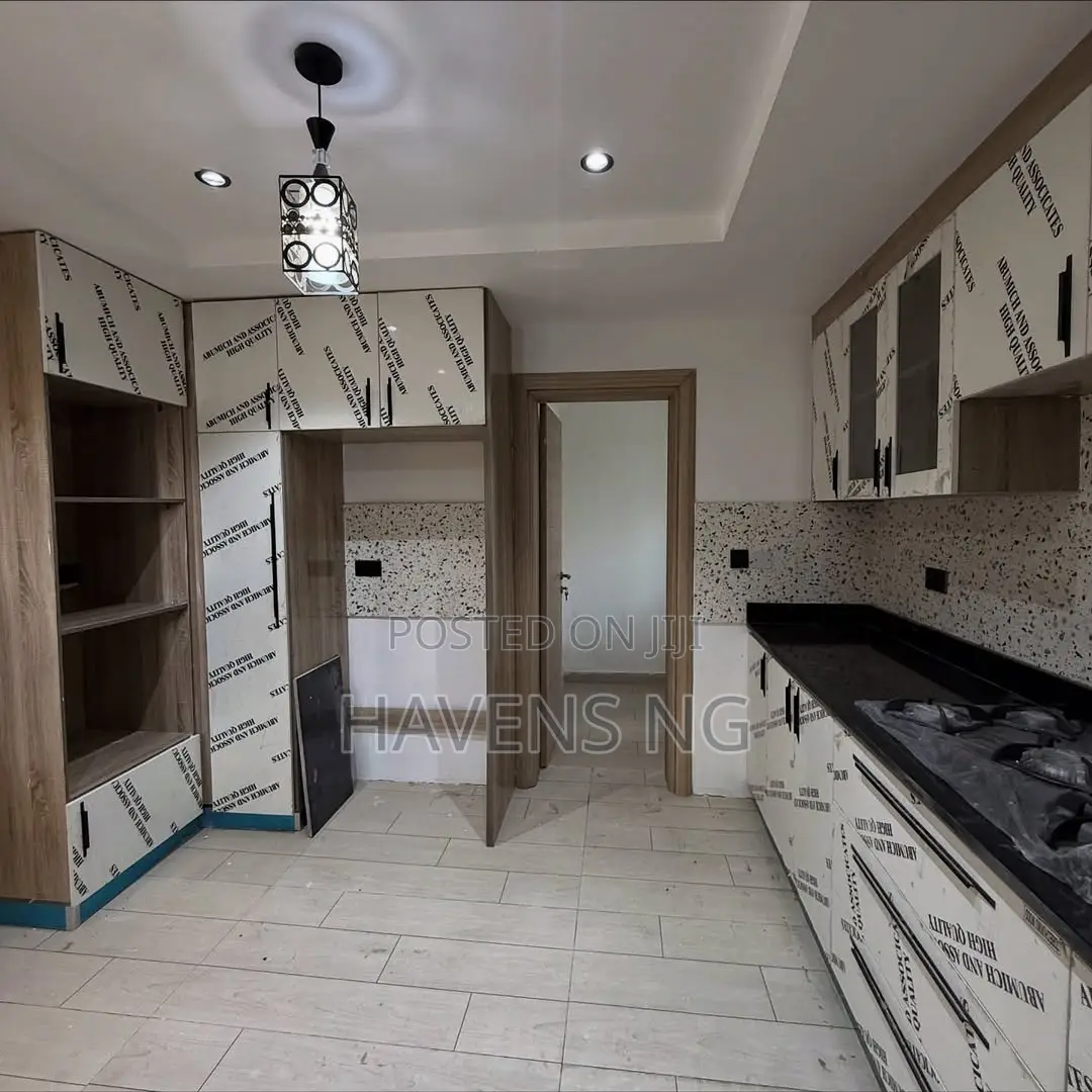 4bdrm Duplex in Jabi for sale