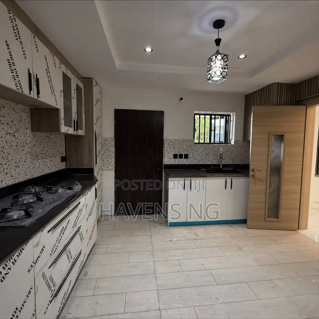 4bdrm Duplex in Jabi for sale