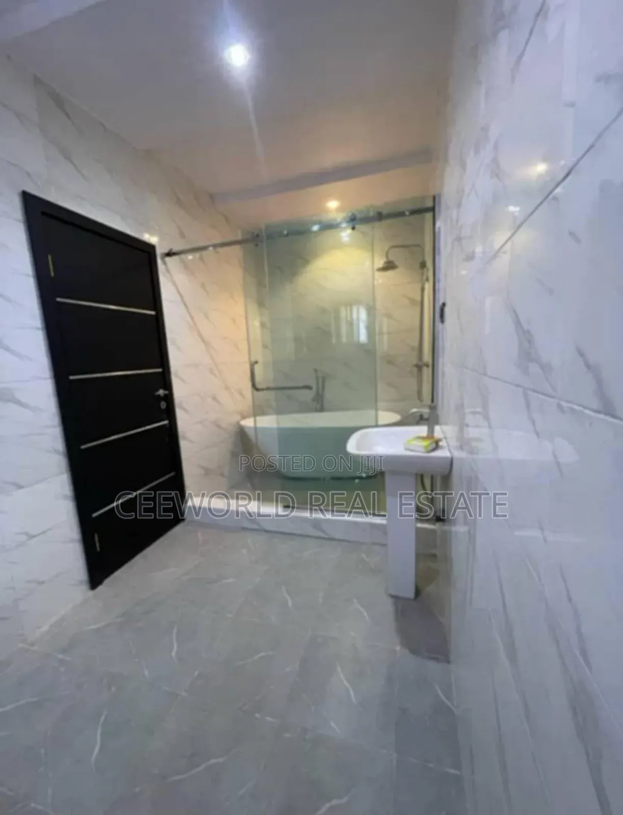 4bdrm Duplex in Calton Gate Estate, Akobo for rent
