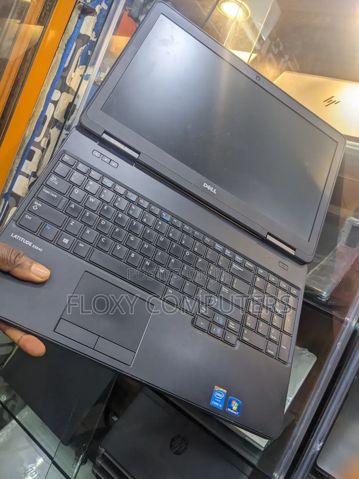 Laptop Dell Latitude 5540 8GB Intel Core i7 SSD 256GB