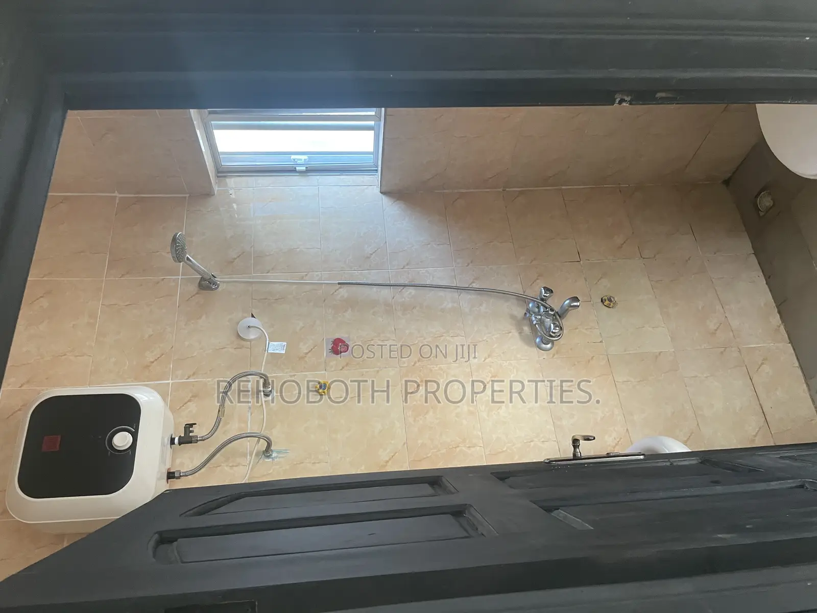 2bdrm Bedsitter in Ire Akari Quarter, Akala Express for rent