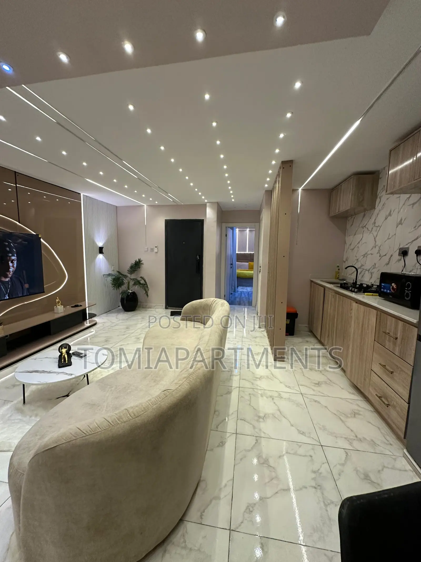 Lovely 1 Bedroom Shortlet With Ps5 in Lekki Right