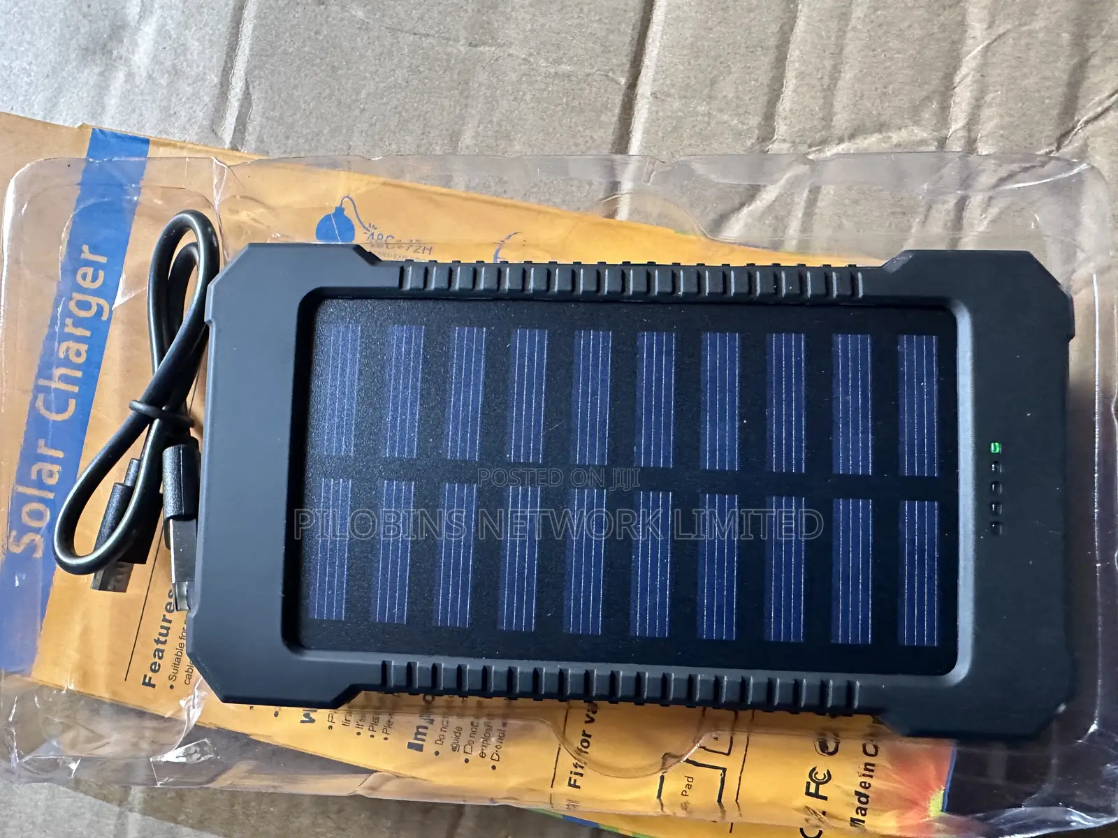 10,000 Mah Solar Power Bank