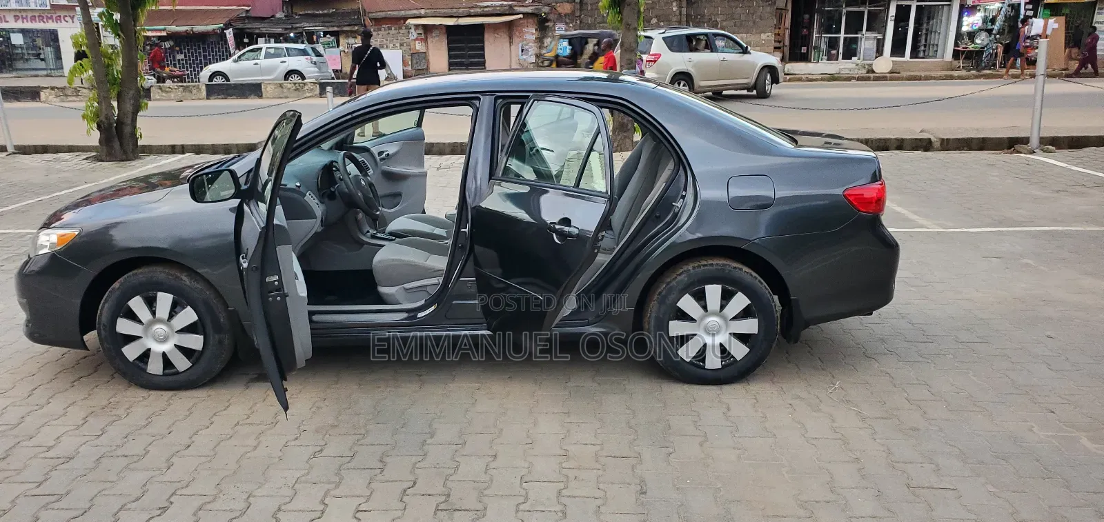 Toyota Corolla 2010 Gray