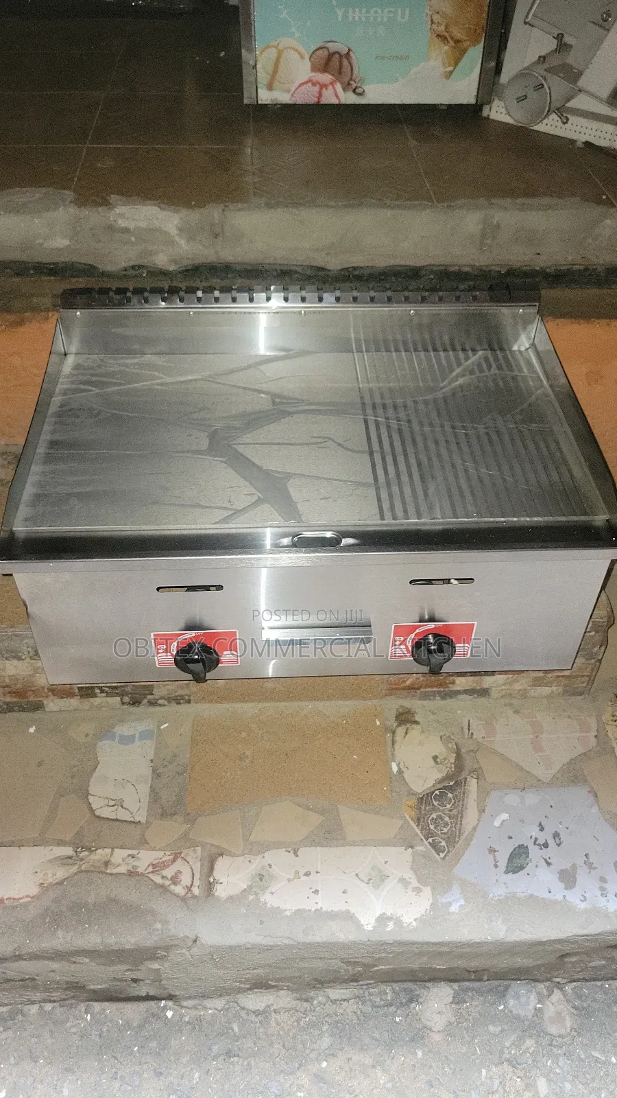 Industrial Gas Griddle Machine Rough and Smooth Is Available for Sale