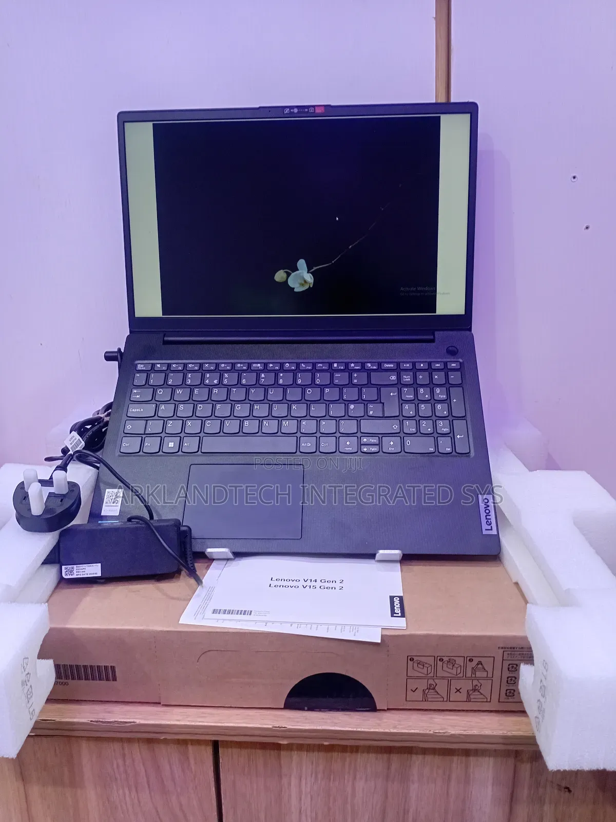 New Laptop Lenovo IdeaPad S10-2 8GB Intel Core i3 SSD 512GB
