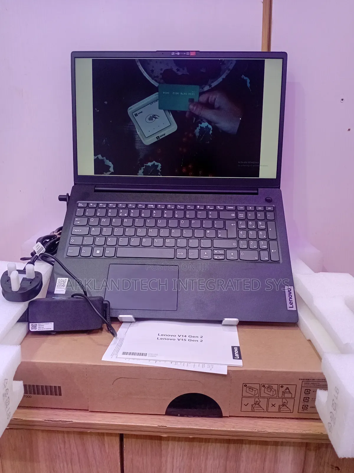 New Laptop Lenovo IdeaPad S12 8GB Intel Core i3 SSD 512GB