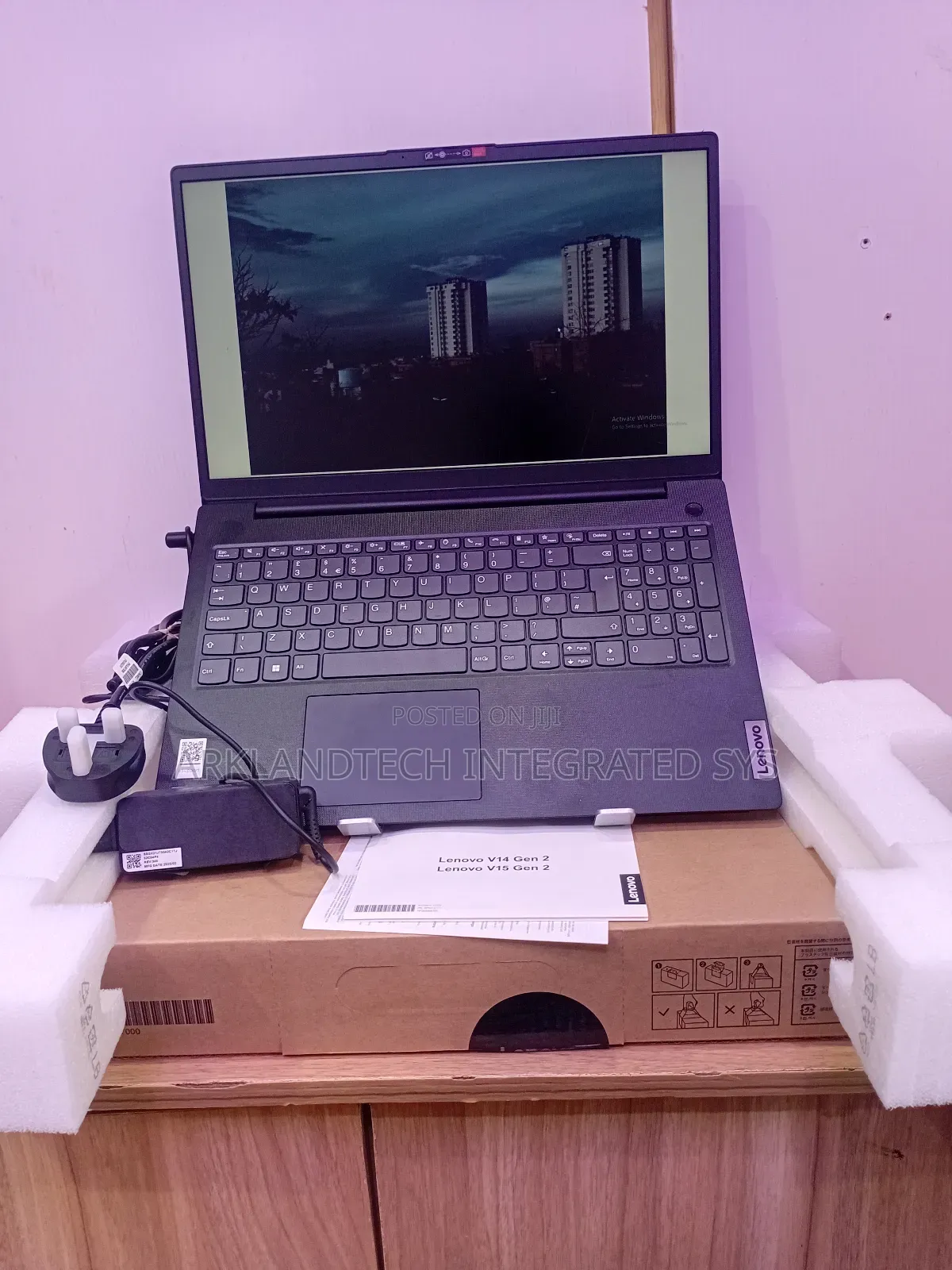 New Laptop Lenovo IdeaPad S145 8GB Intel Core i3 SSD 512GB