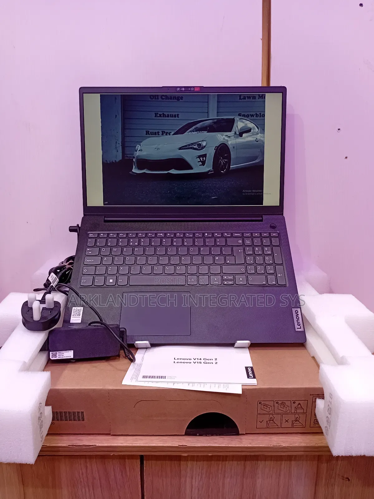 New Laptop Lenovo Ideapad S145-15 8GB Intel Core i3 SSD 256GB