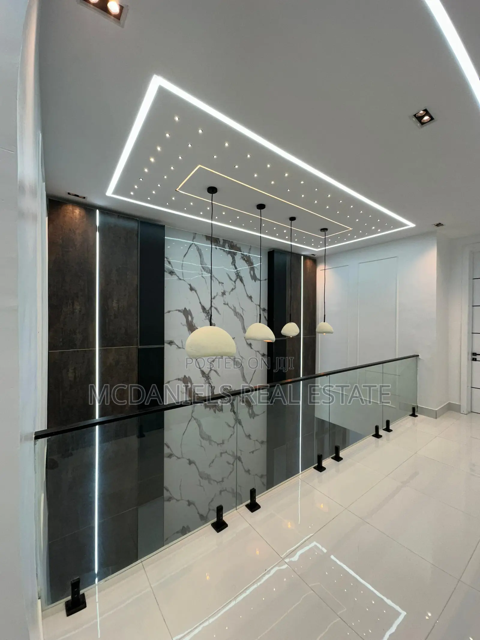 Furnished 5bdrm Duplex in Chevron for sale