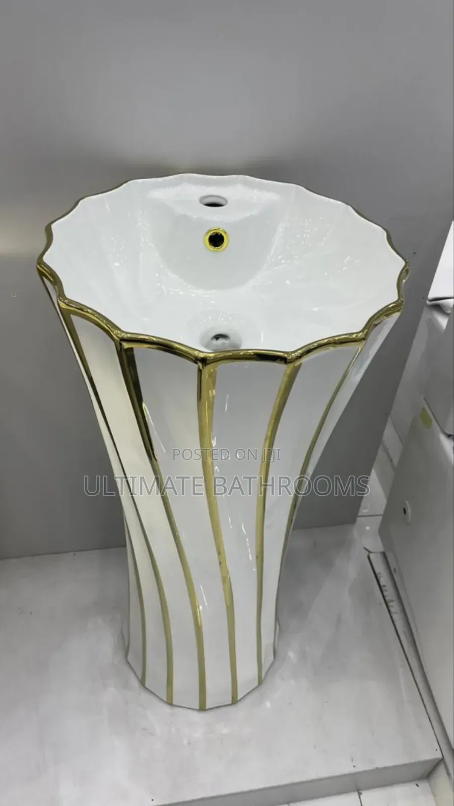 White and Gold Stripe Washing Hand Basin