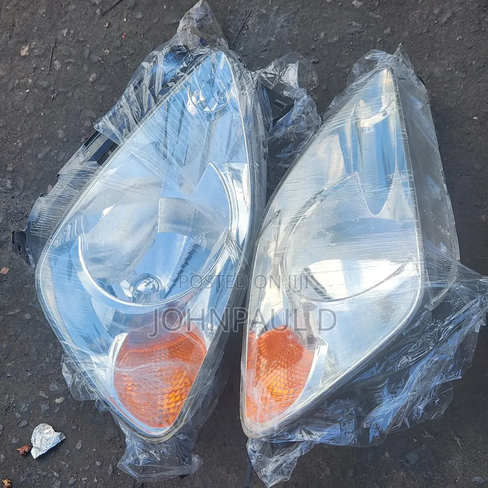 Head Lamp CRV 03 to 04