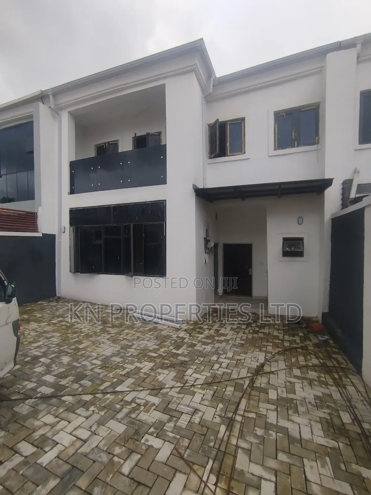 3bdrm Duplex in Naf Valley, Asokoro for rent