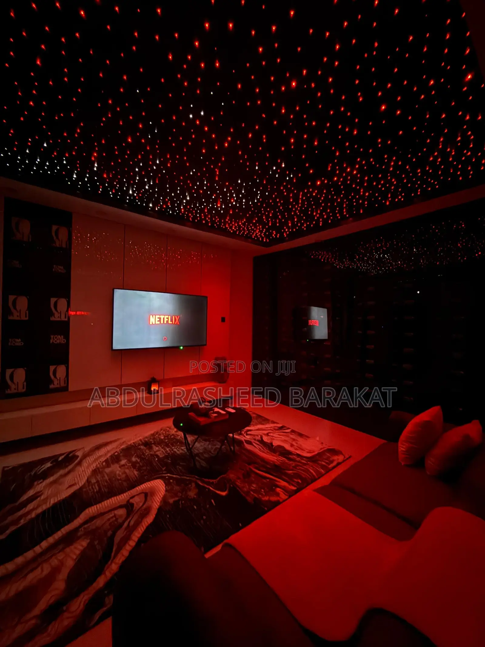Deluxe Max 1 Bedroom Apartment With a Private Cinema and Bathub