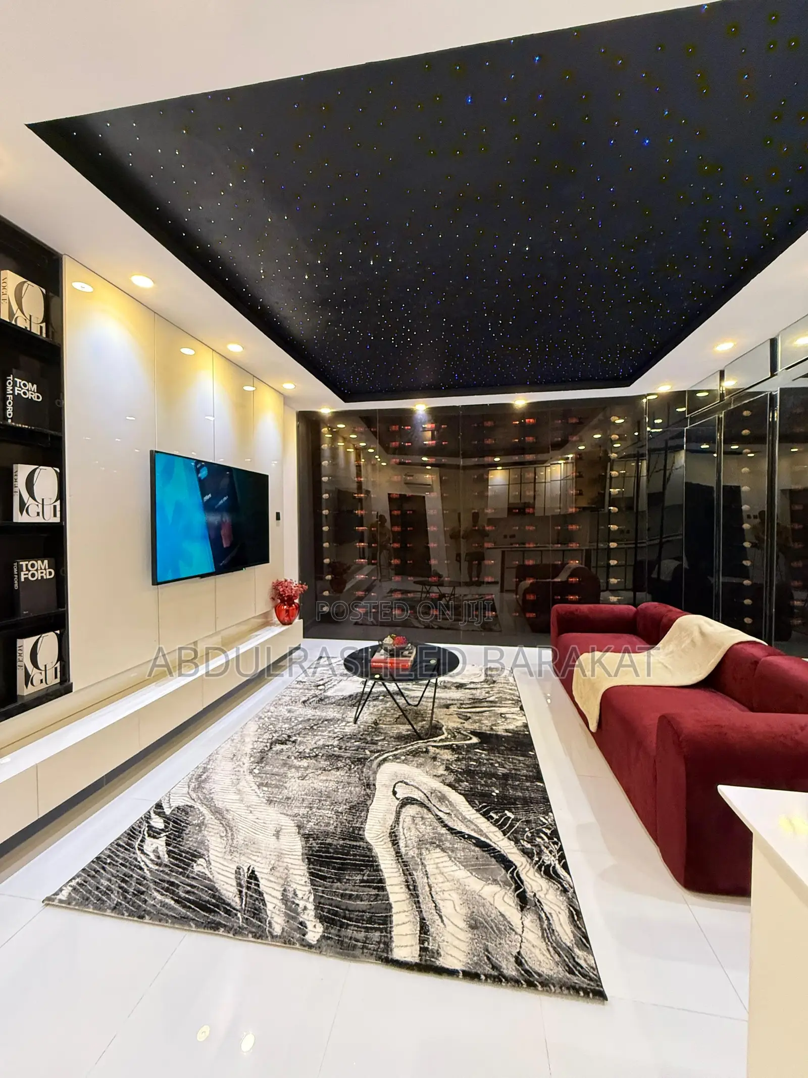 Deluxe Max 1 Bedroom Apartment With a Private Cinema and Bathub