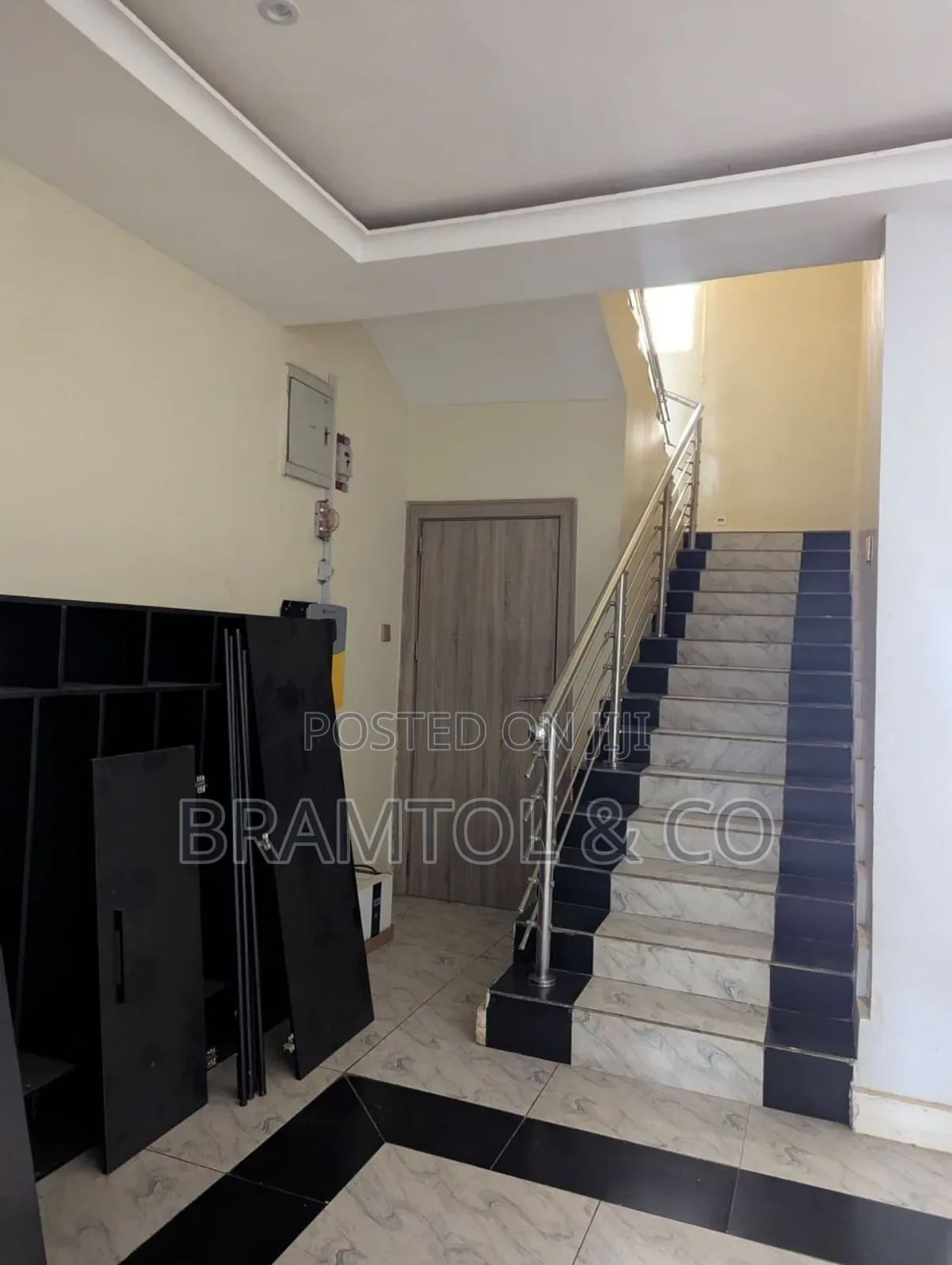 3bdrm Townhouse/Terrace in Jahi for Sale