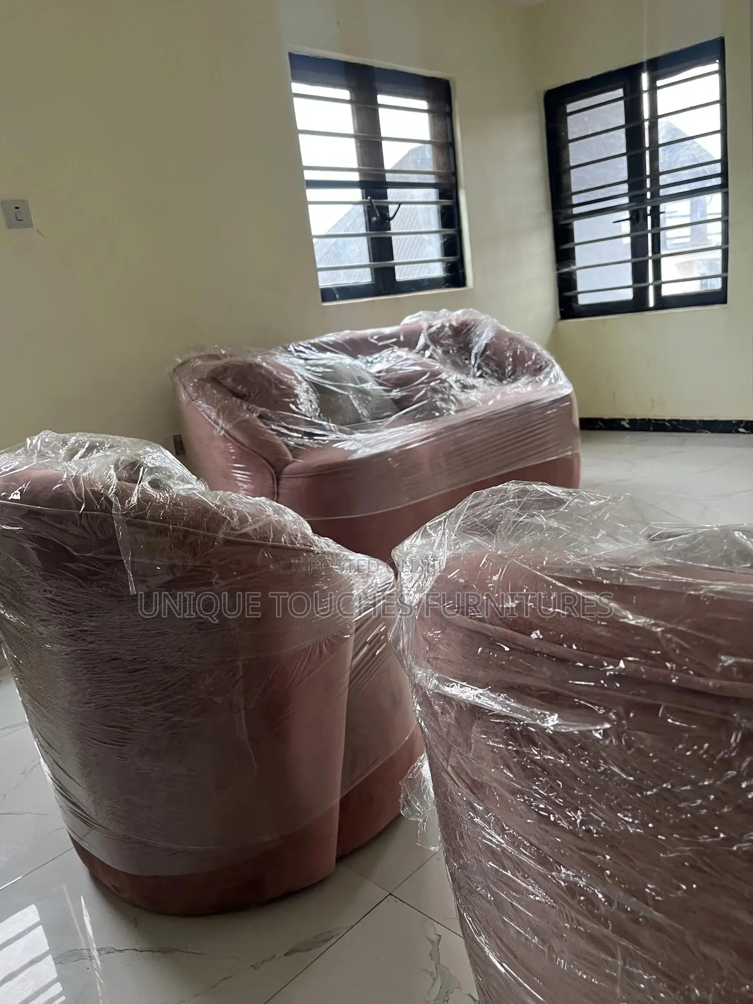 Super Curvey Living Room Sofa Set