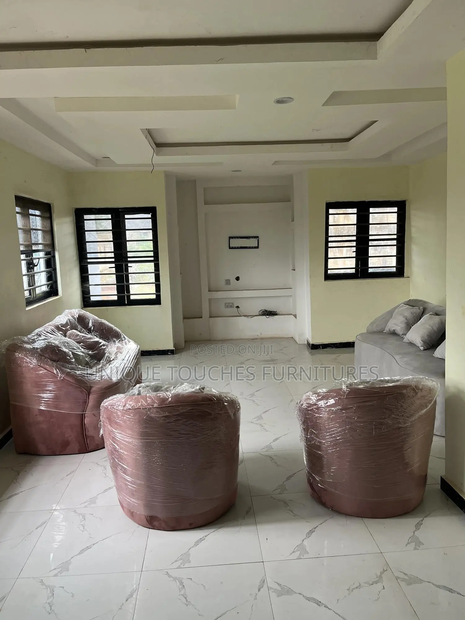 Super Curvey Living Room Sofa Set