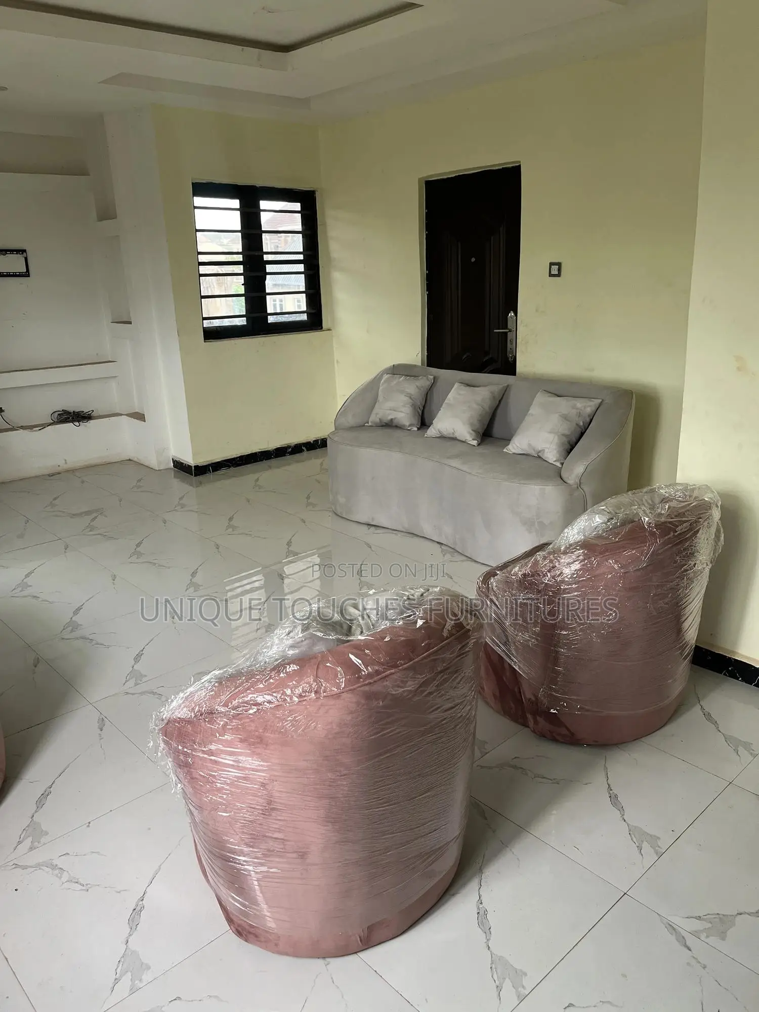 Super Curvey Living Room Sofa Set