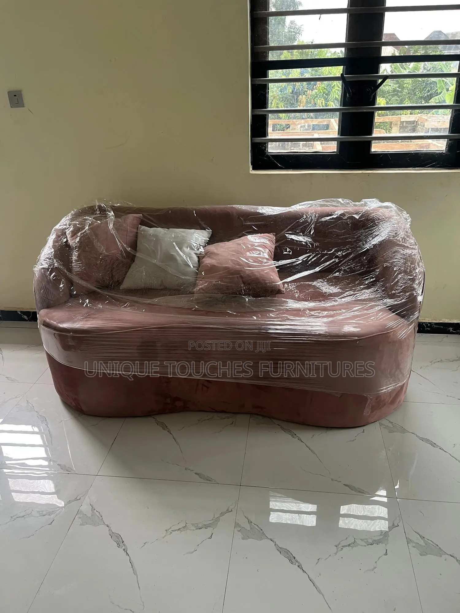 Super Curvey Living Room Sofa Set
