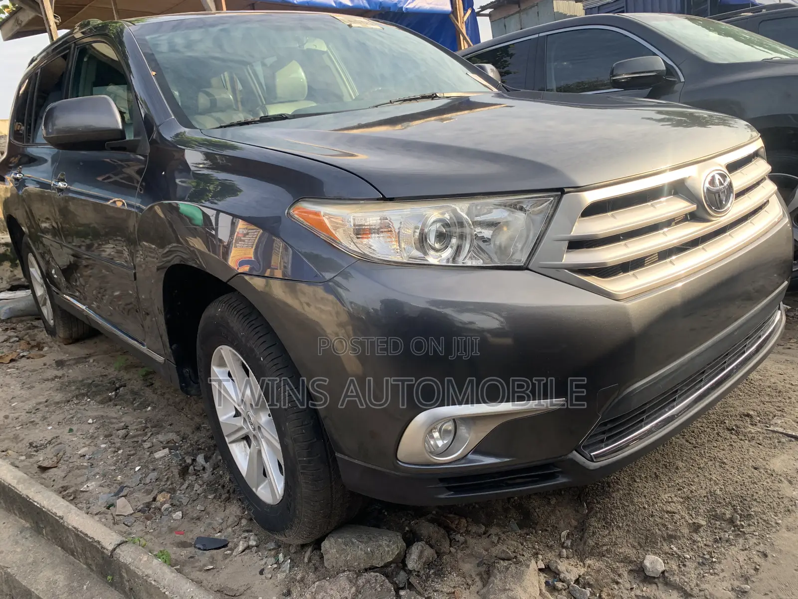 Toyota Highlander Limited 2012 Gray