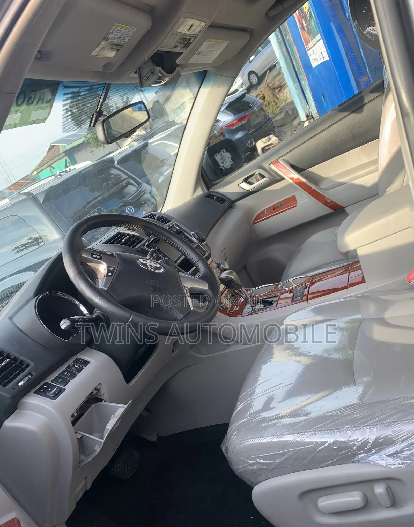 Toyota Highlander Limited 2012 Gray