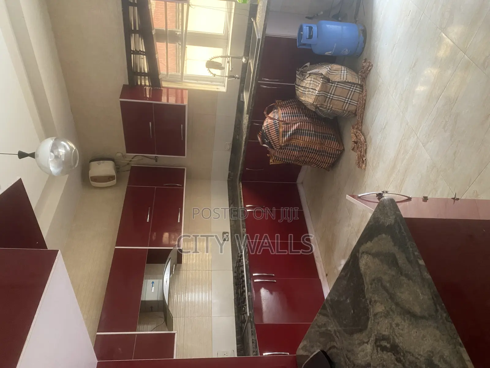 4bdrm Duplex in Vandaniels Estate, Chevron for rent