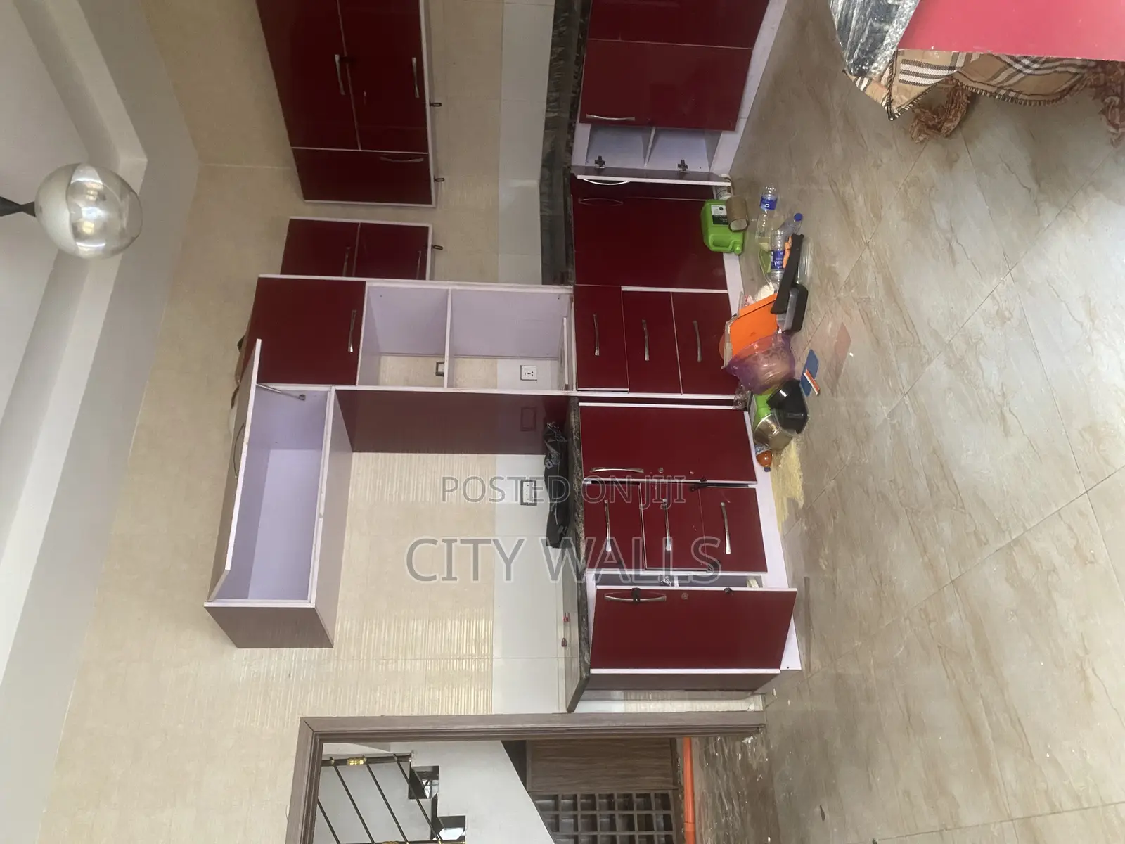 4bdrm Duplex in Vandaniels Estate, Chevron for rent
