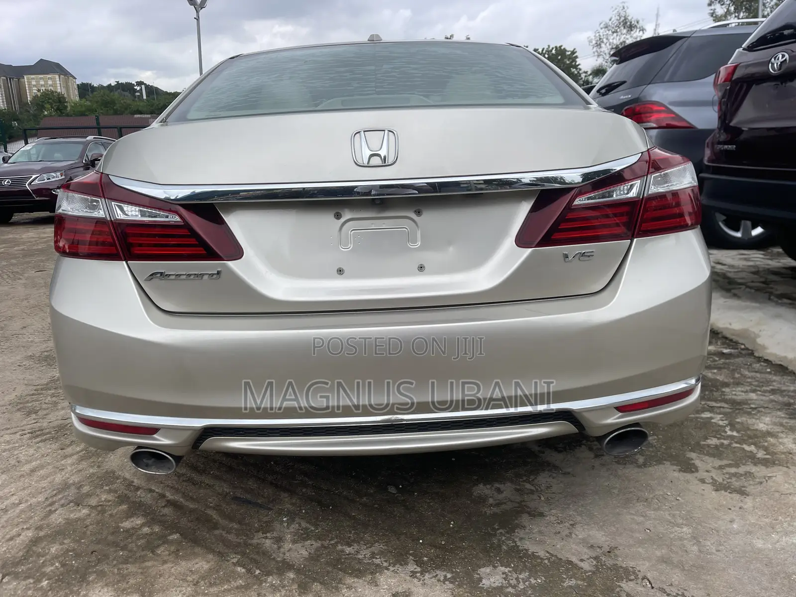 Honda Accord EX-L V-6 2dr Coupe FWD (3.5L 6cyl 6A) 2016 Gold