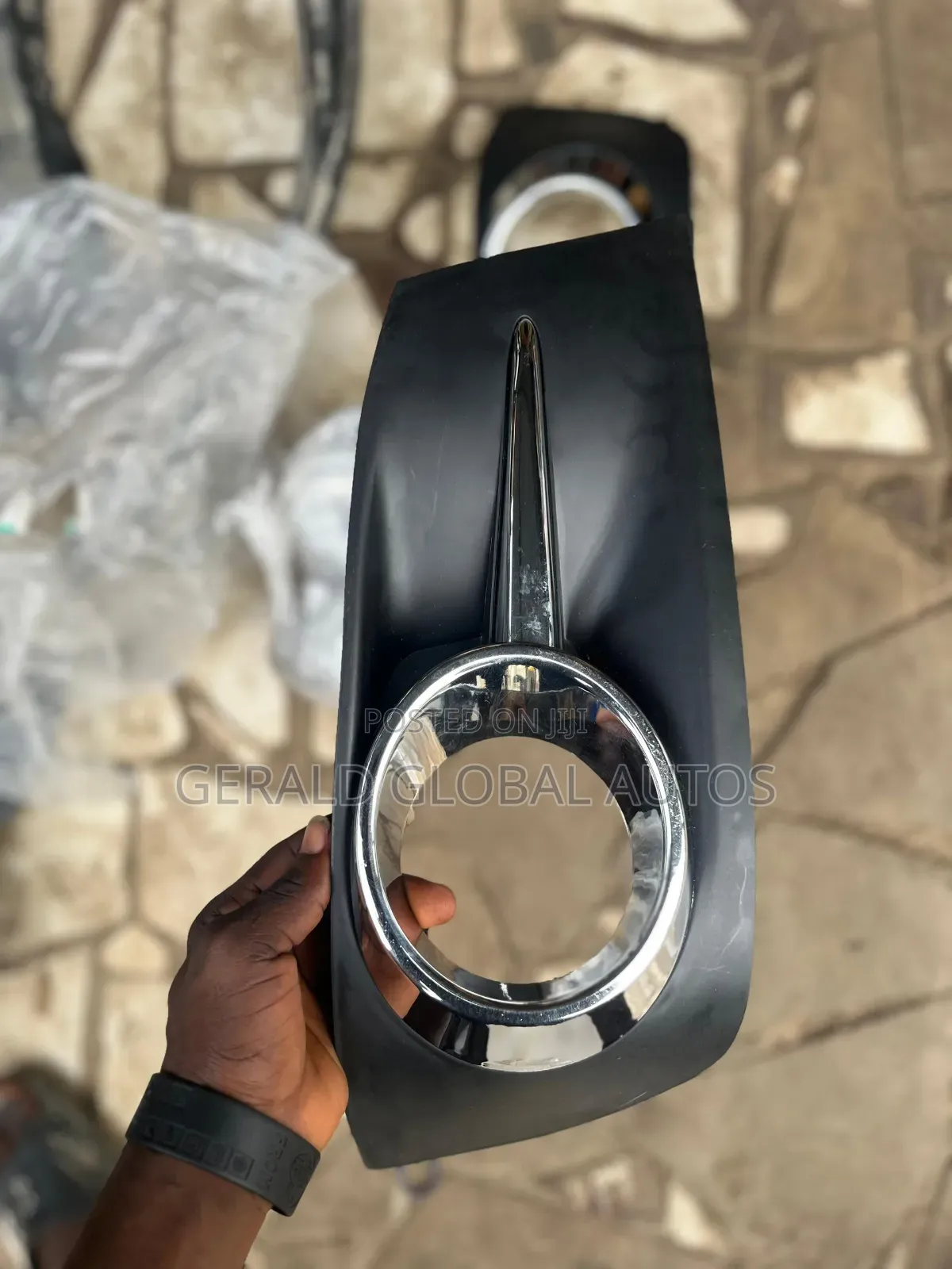 Fog Lamp And Cover Fortuner 2012