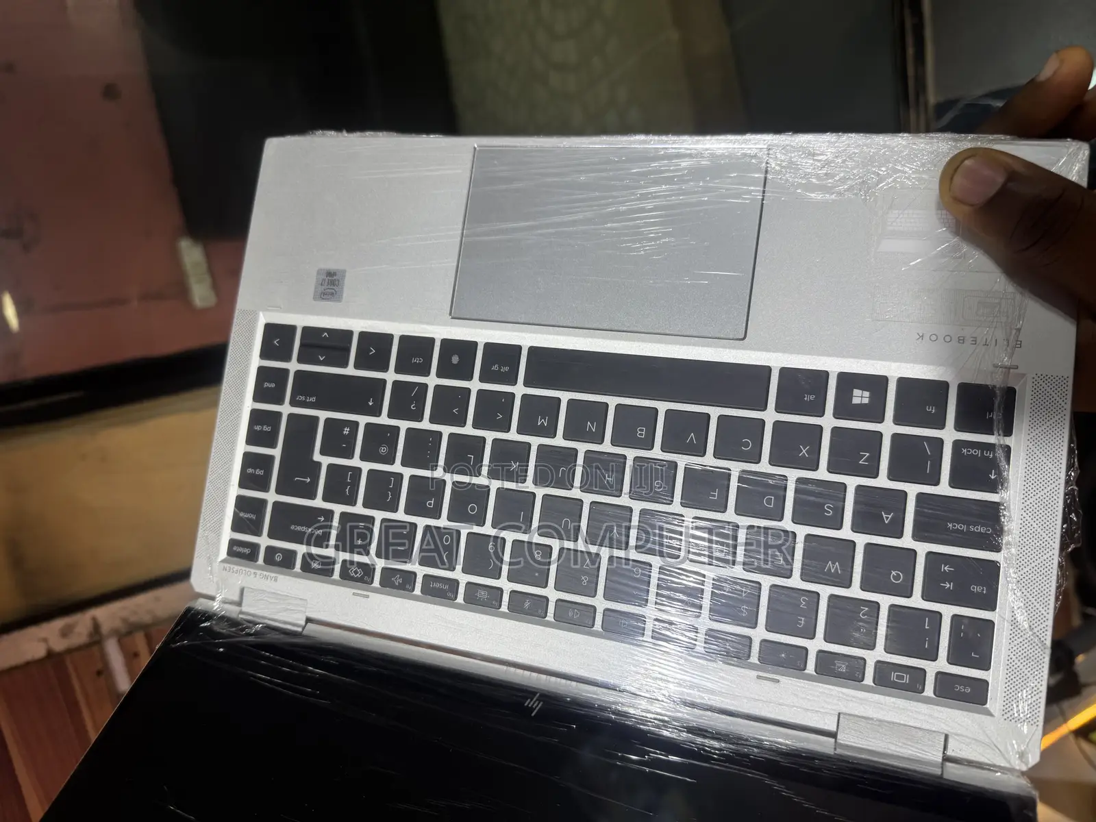 New Laptop HP EliteBook X360 1040 G7 16GB Intel Core I7 SSD 256GB