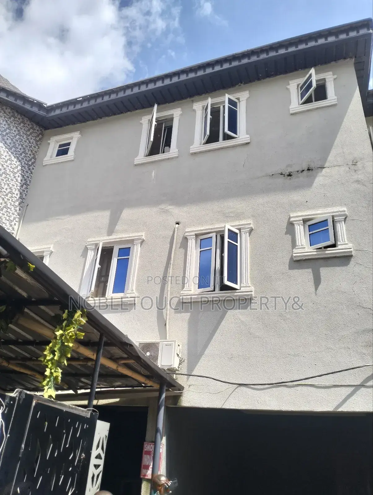 Well Functioning 30rooms Hotel With Modern Facilities at Igando Lagos