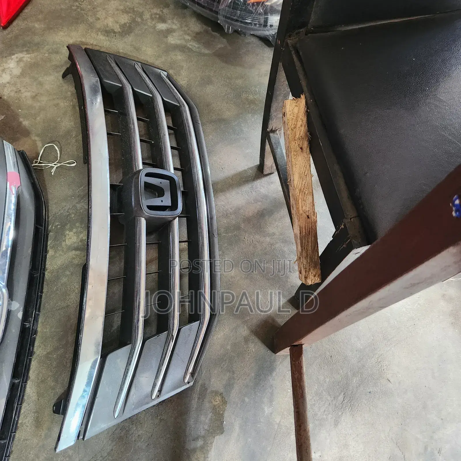 Front Grill Hhonda Crostor 2010