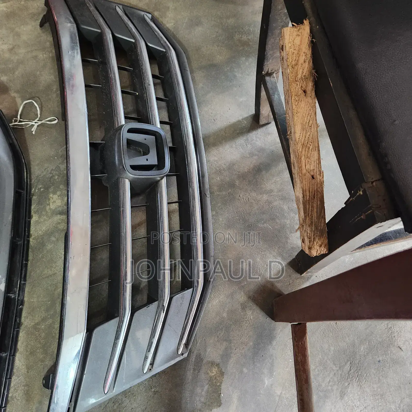 Front Grill Hhonda Crostor 2010