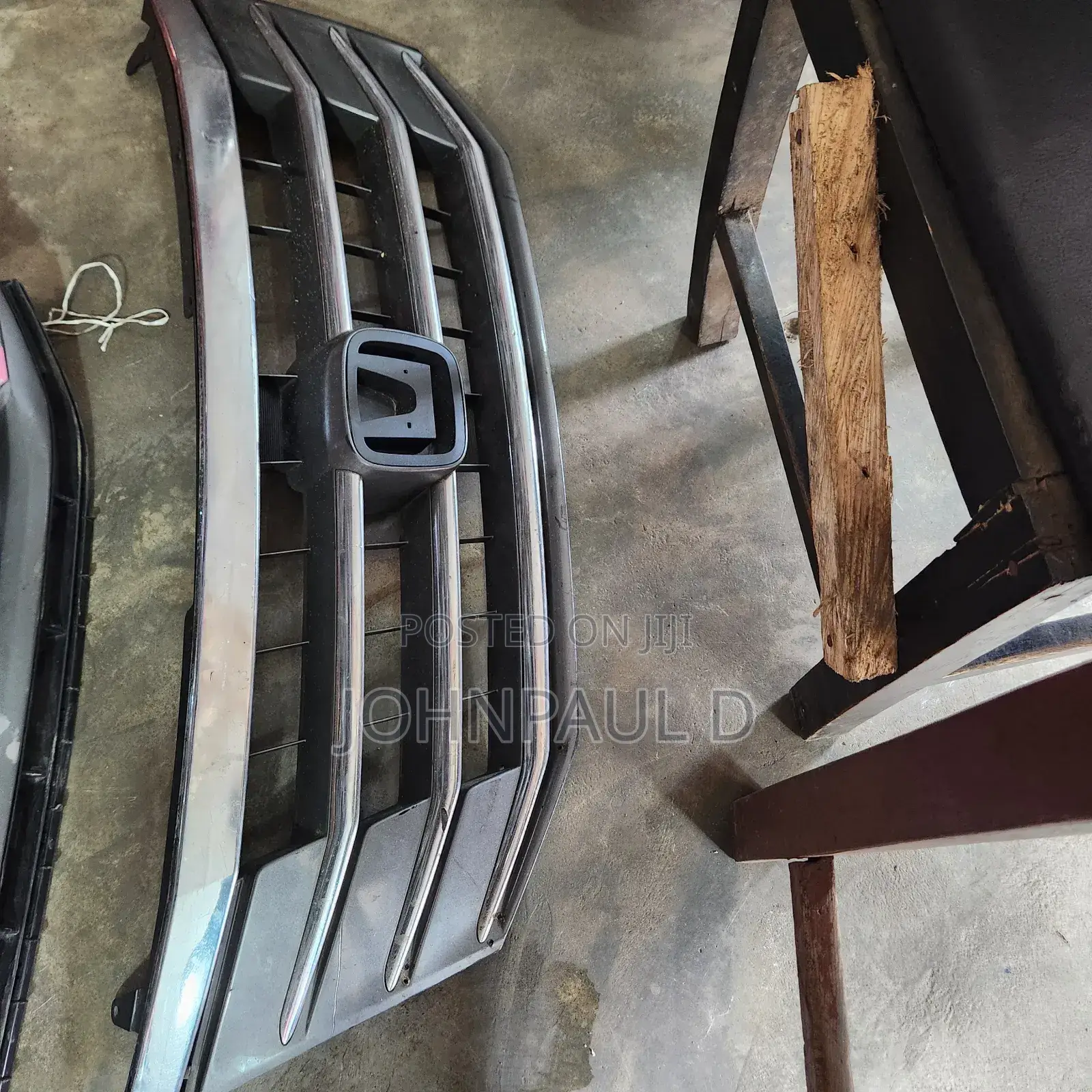Front Grill Hhonda Crostor 2010
