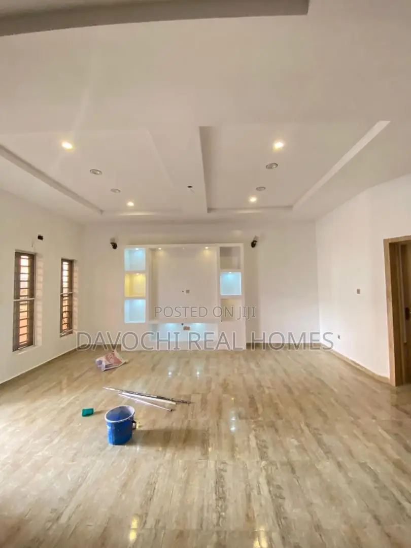 4bdrm Duplex in Orchid Road, Lekki Phase 2 for rent