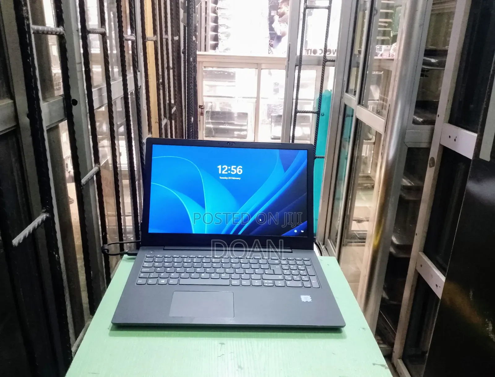 Laptop Lenovo V130 4GB Intel Core i3 SSD 128GB